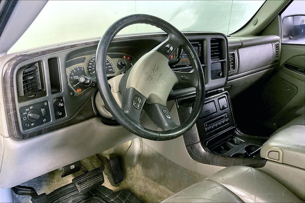 2003 GMC Yukon XL Denali