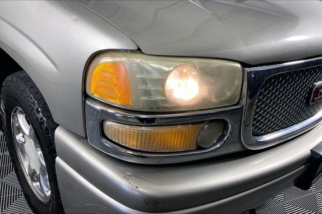 2003 GMC Yukon XL Denali