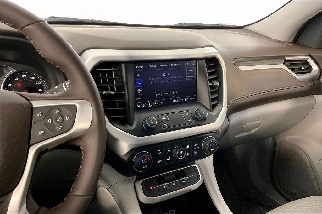 2023 GMC Acadia SLT