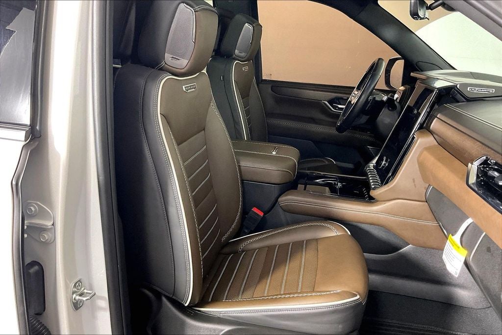 2025 GMC Yukon Denali Ultimate
