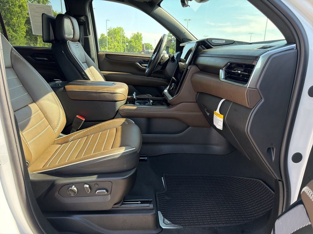 2025 GMC Yukon Denali Ultimate