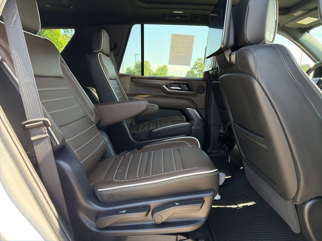 2025 GMC Yukon Denali Ultimate