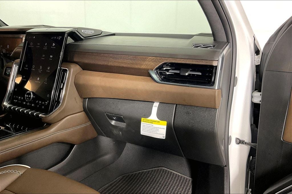 2025 GMC Yukon Denali Ultimate