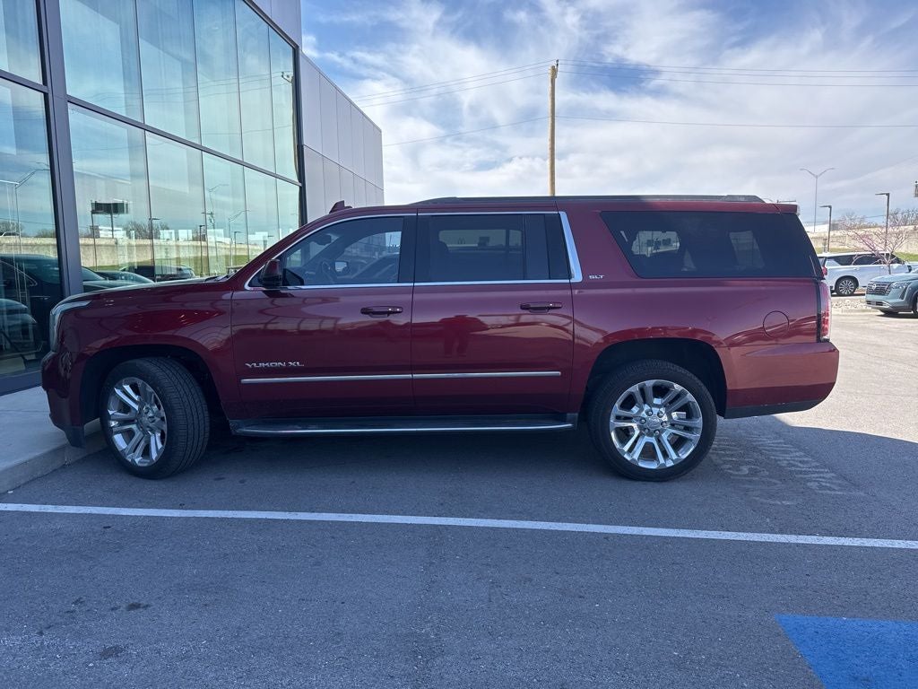 2017 GMC Yukon XL SLT
