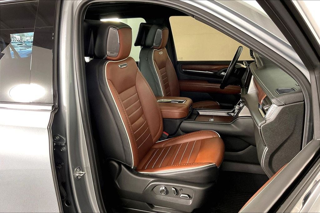 2024 GMC Yukon XL Denali Ultimate