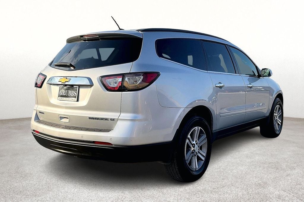 Used 2015 Chevrolet Traverse 2LT with VIN 1GNKRHKD7FJ254599 for sale in Tulsa, OK