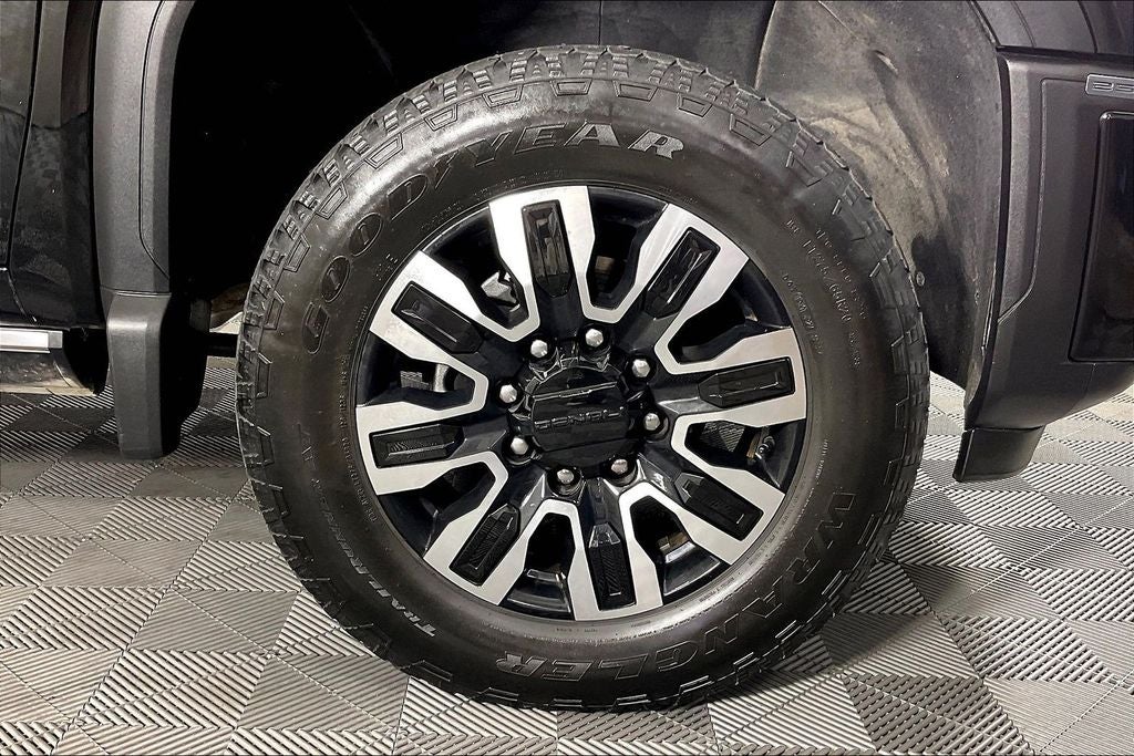 2025 GMC Sierra 2500HD Denali Ultimate