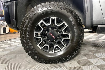 2025 GMC Sierra 2500HD AT4X