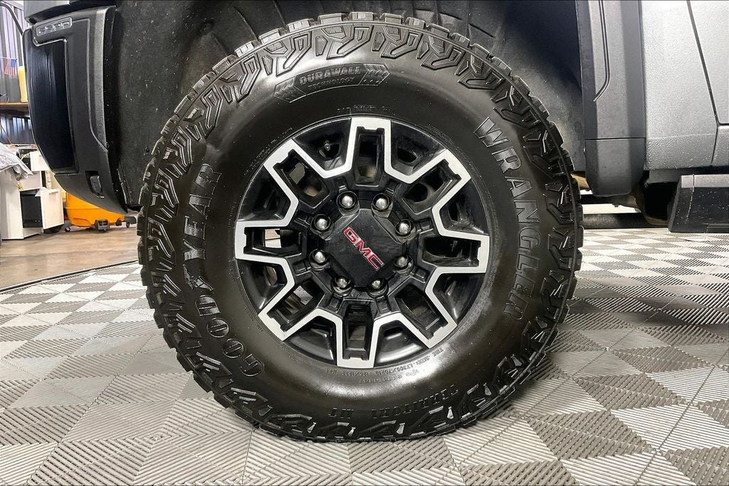 2025 GMC Sierra 2500HD AT4X