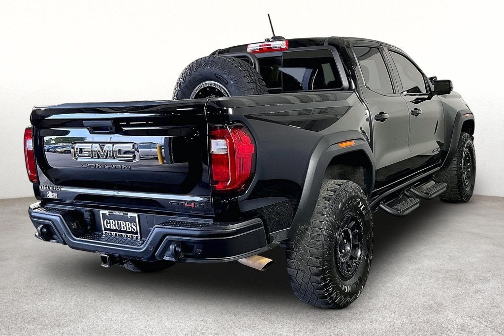 2025 GMC Canyon AT4