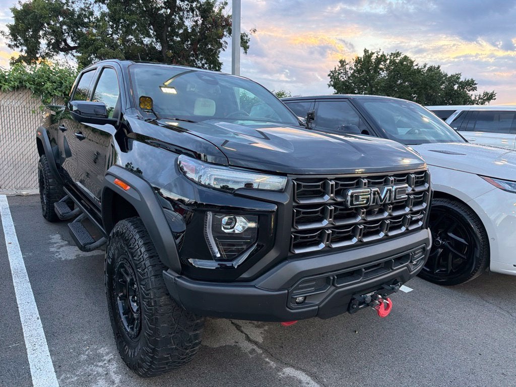 2025 GMC Canyon AT4