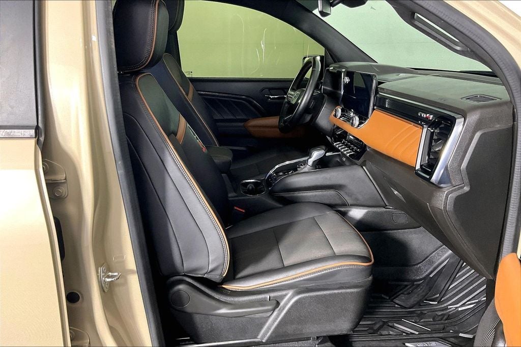 2023 GMC Canyon AT4