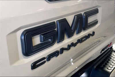 2023 GMC Canyon AT4