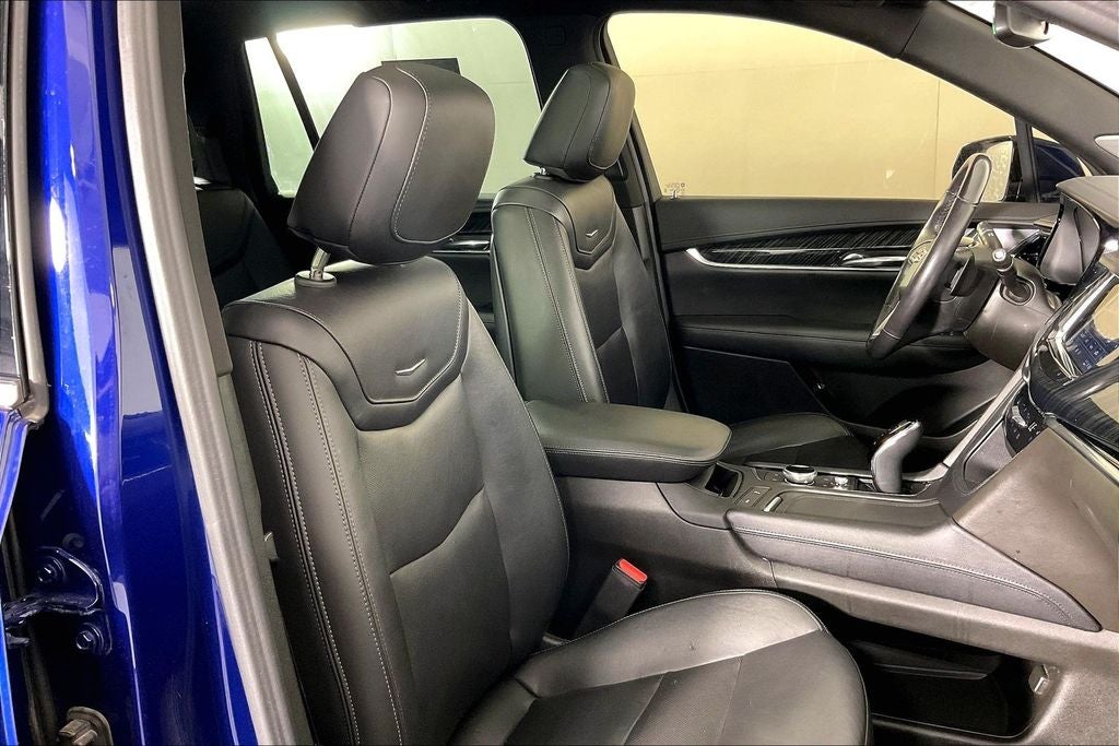 2023 Cadillac XT6 Premium Luxury