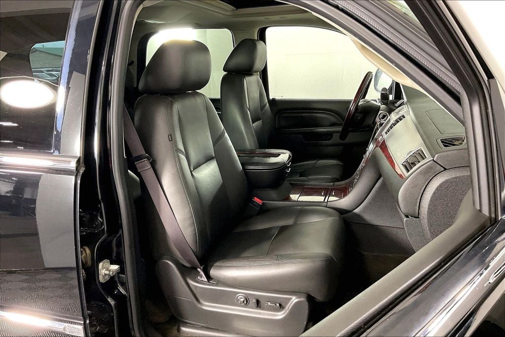 2013 Cadillac Escalade Luxury