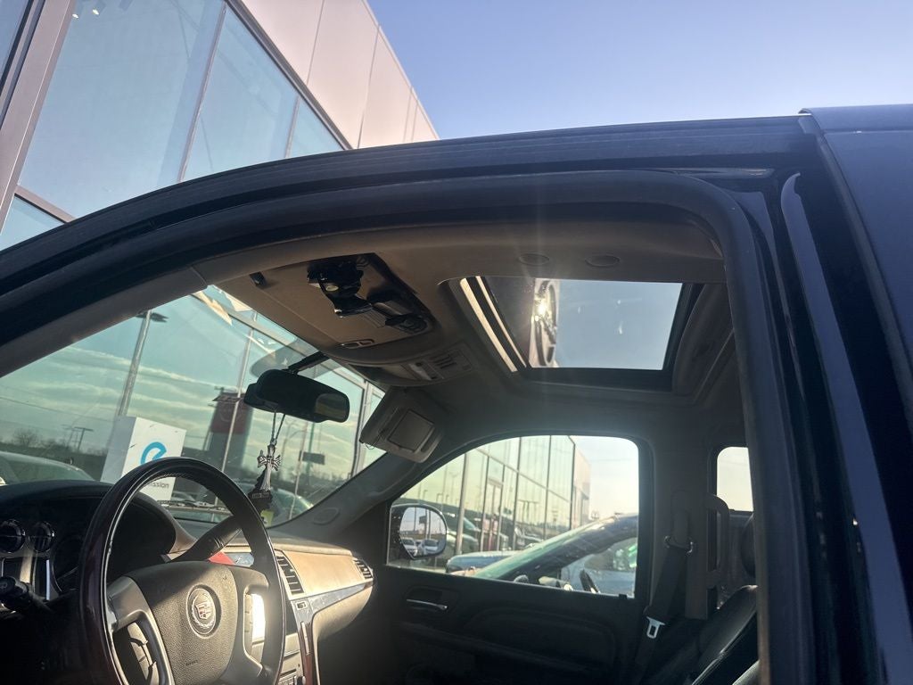 2013 Cadillac Escalade Luxury