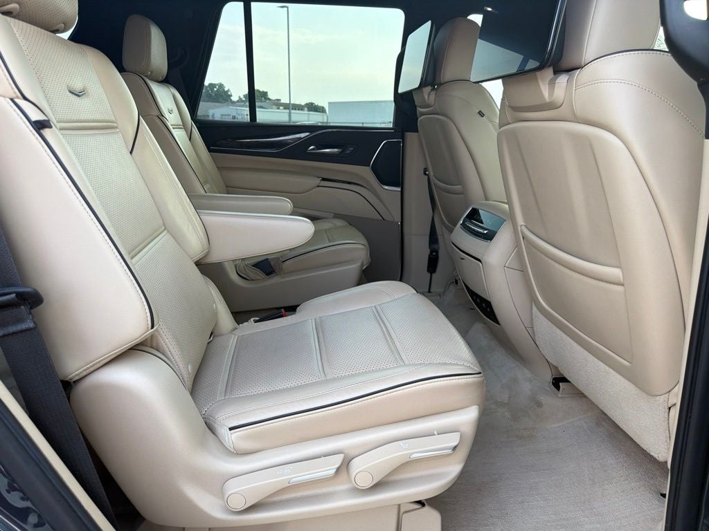 2021 Cadillac Escalade Premium Luxury