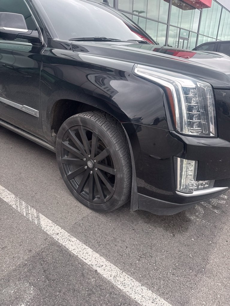 2016 Cadillac Escalade Platinum Edition