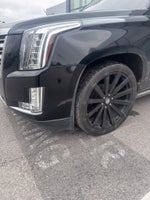 2016 Cadillac Escalade Platinum Edition