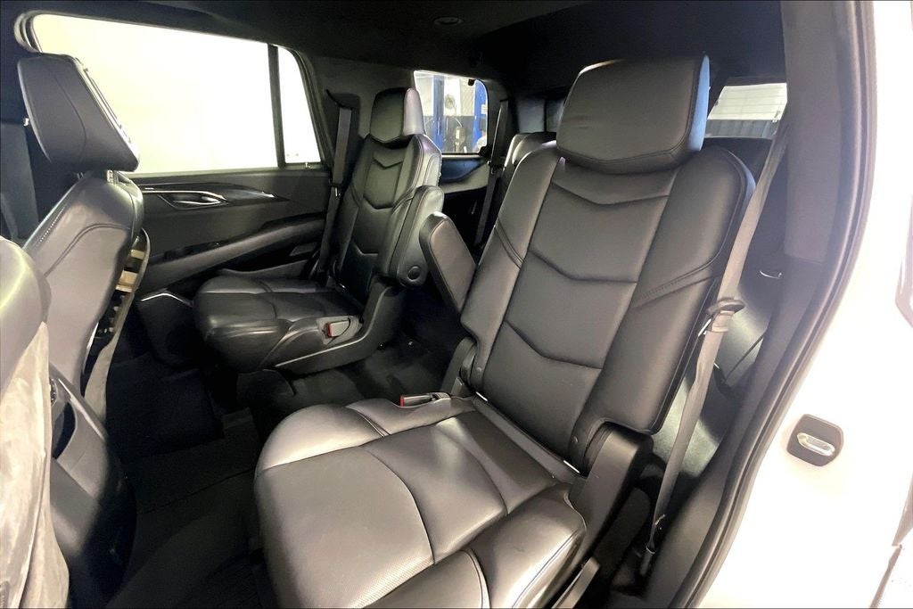 2018 Cadillac Escalade Platinum Edition