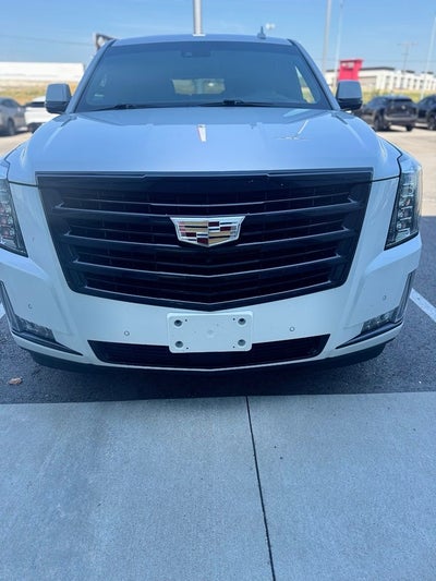 2018 Cadillac Escalade Platinum Edition