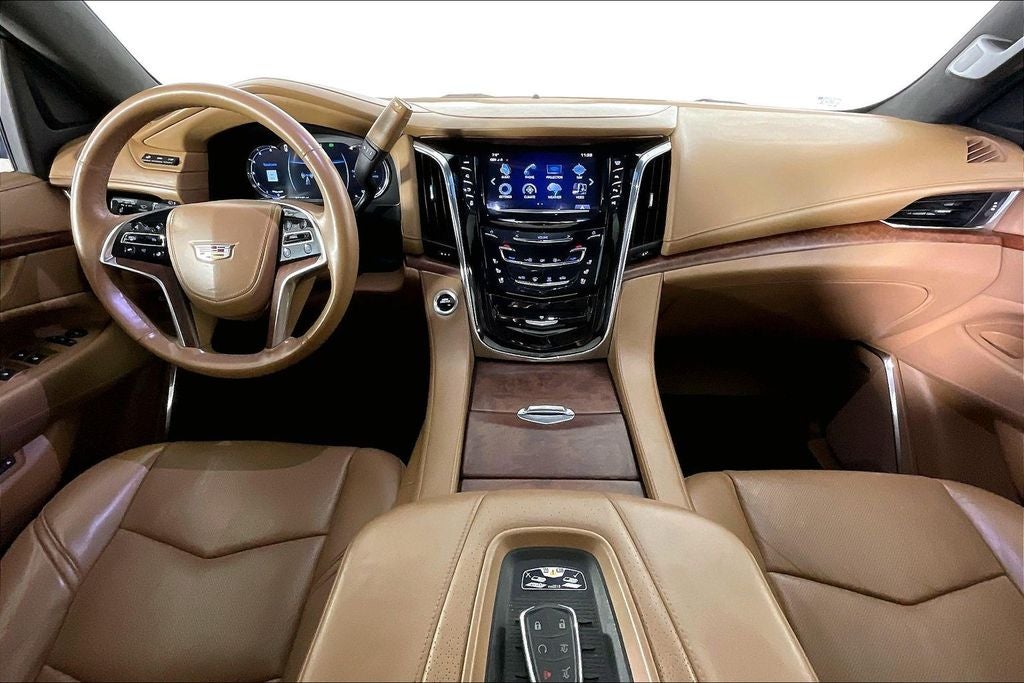 2017 Cadillac Escalade Platinum Edition