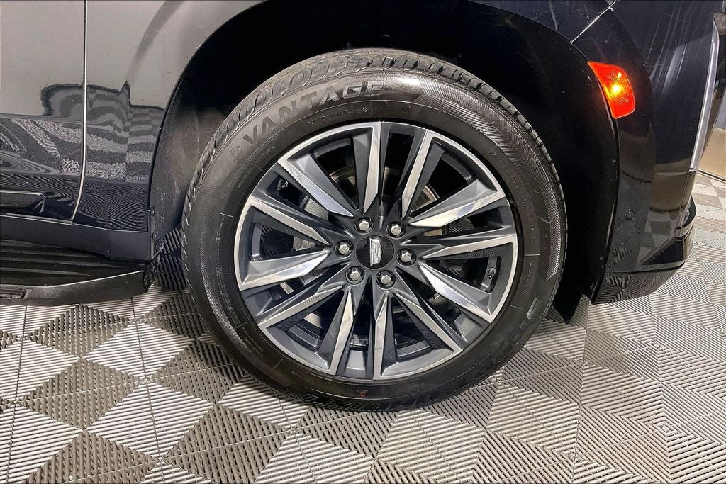 2023 Cadillac Escalade Sport