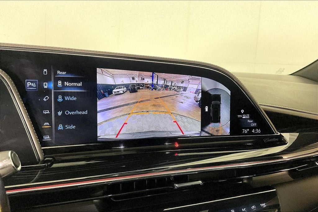 2023 Cadillac Escalade Sport