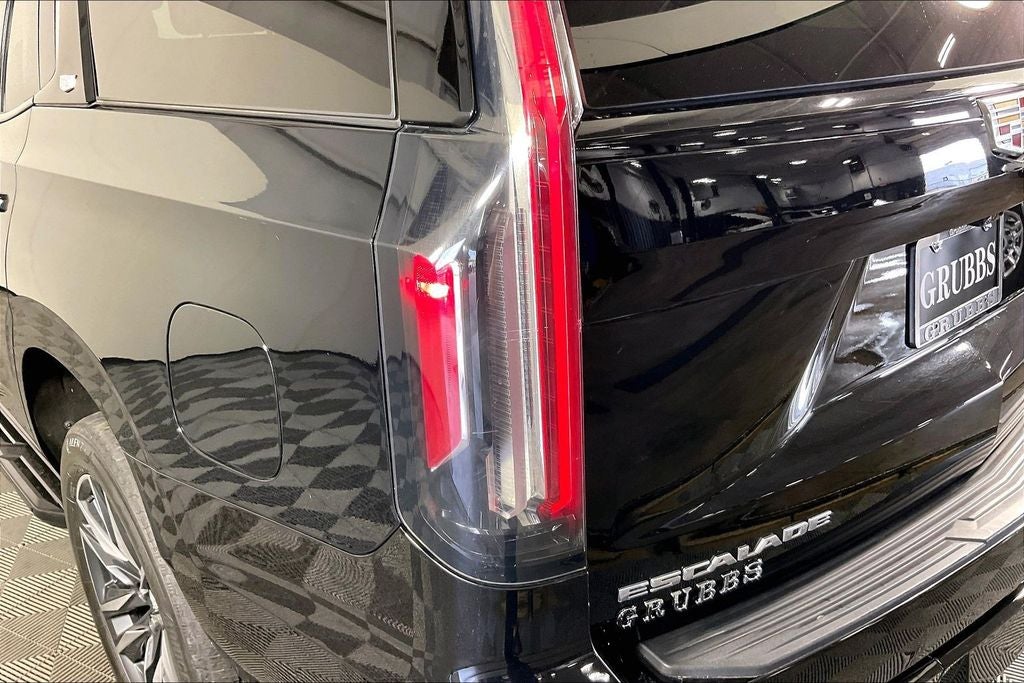 2023 Cadillac Escalade Sport