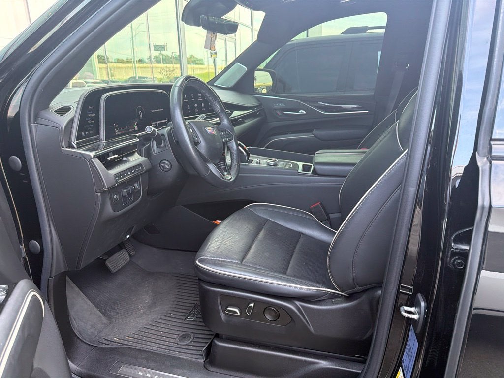 2022 Cadillac Escalade Sport