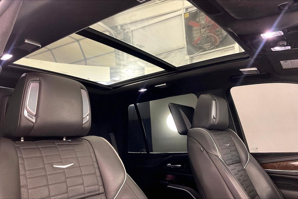 2023 Cadillac Escalade Sport Platinum