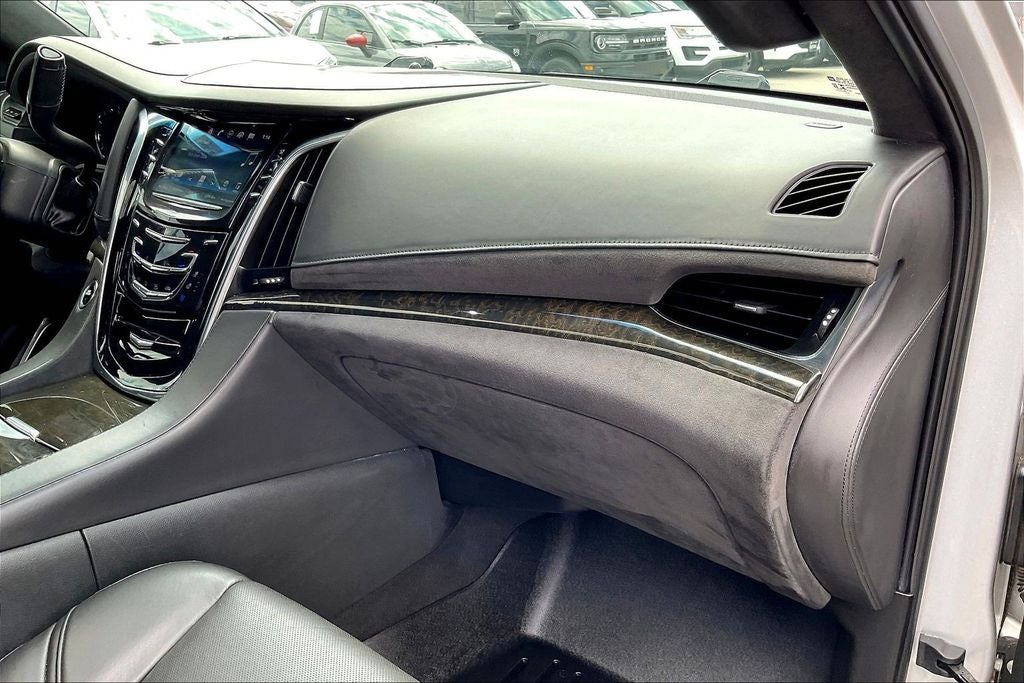 2019 Cadillac Escalade ESV Platinum Edition