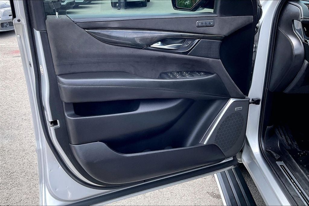 2019 Cadillac Escalade ESV Platinum Edition