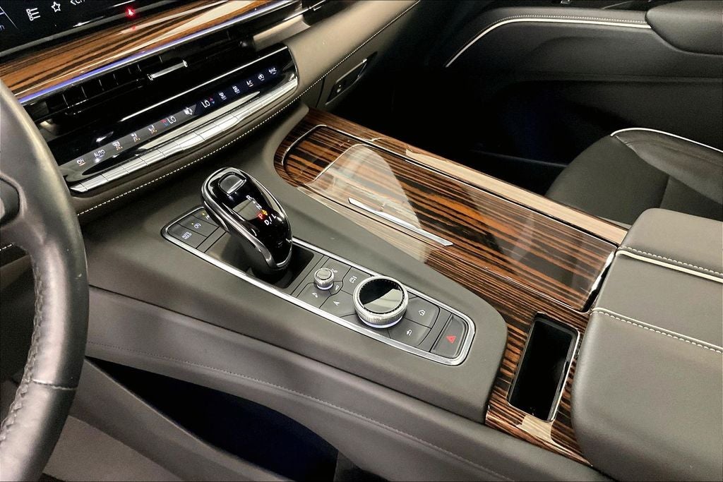 2024 Cadillac Escalade ESV Premium