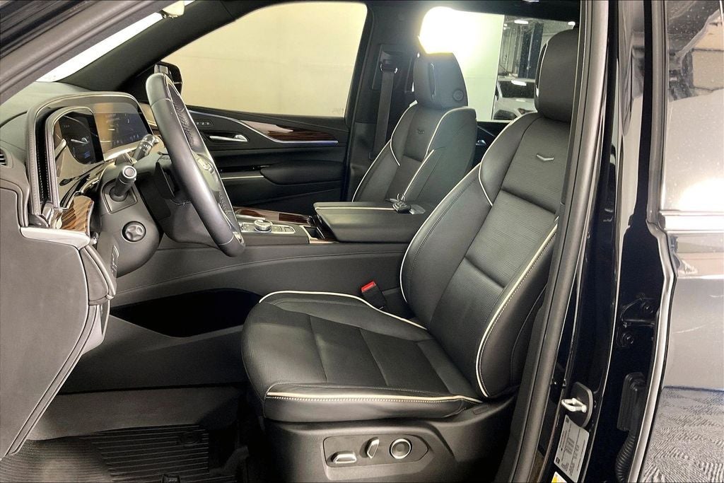 2024 Cadillac Escalade ESV Premium