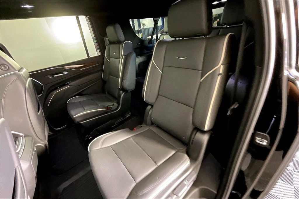 2024 Cadillac Escalade ESV Premium