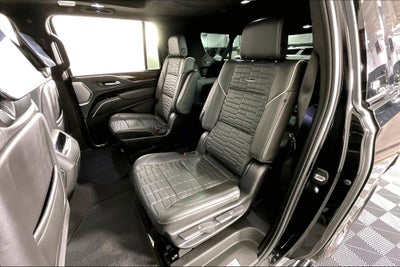 2024 Cadillac Escalade ESV Sport Platinum