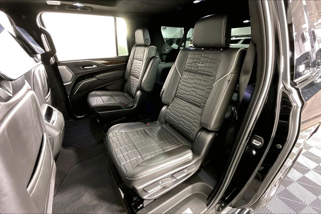 2024 Cadillac Escalade ESV Sport Platinum