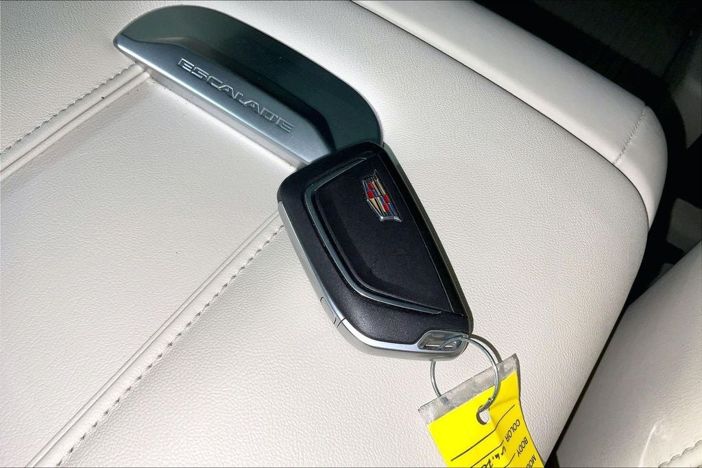 2025 Cadillac Escalade Sport Platinum