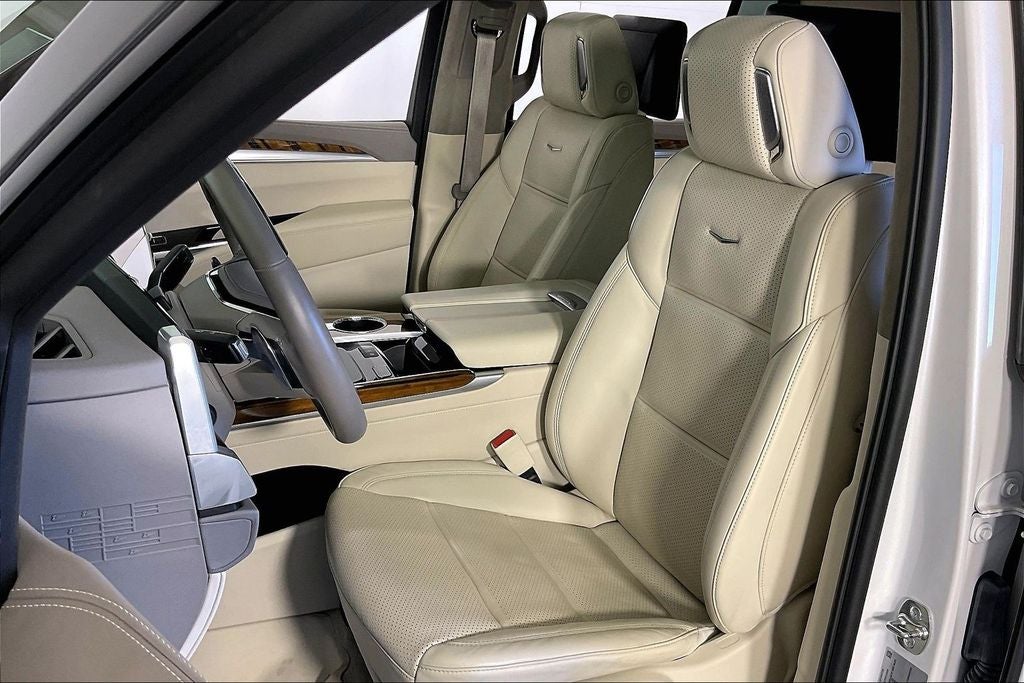 2025 Cadillac Escalade Sport Platinum