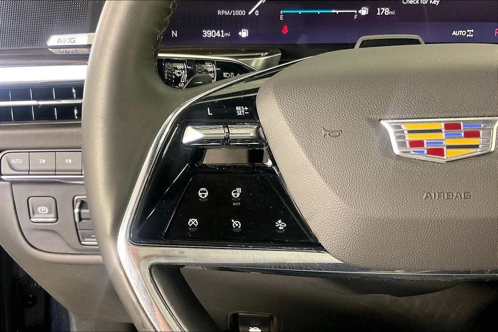 2025 Cadillac Escalade Premium Luxury
