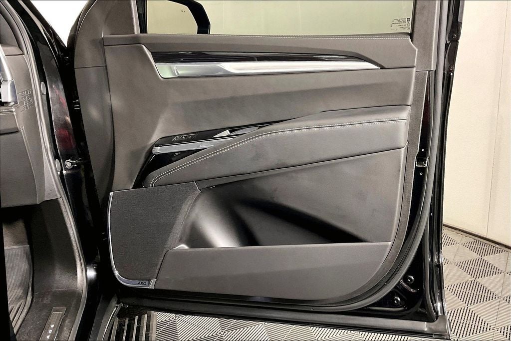 2025 Cadillac Escalade Sport