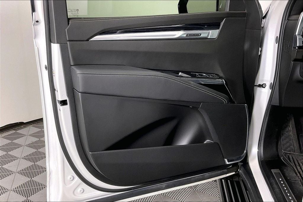 2025 Cadillac Escalade Sport Touring Package