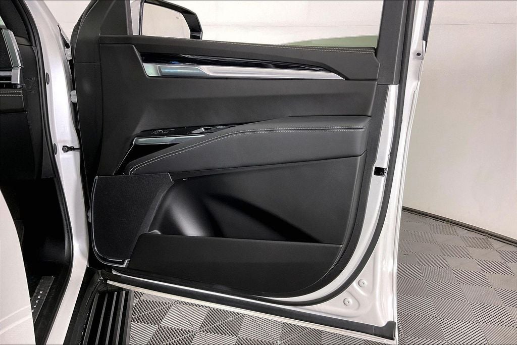 2025 Cadillac Escalade Sport Touring Package