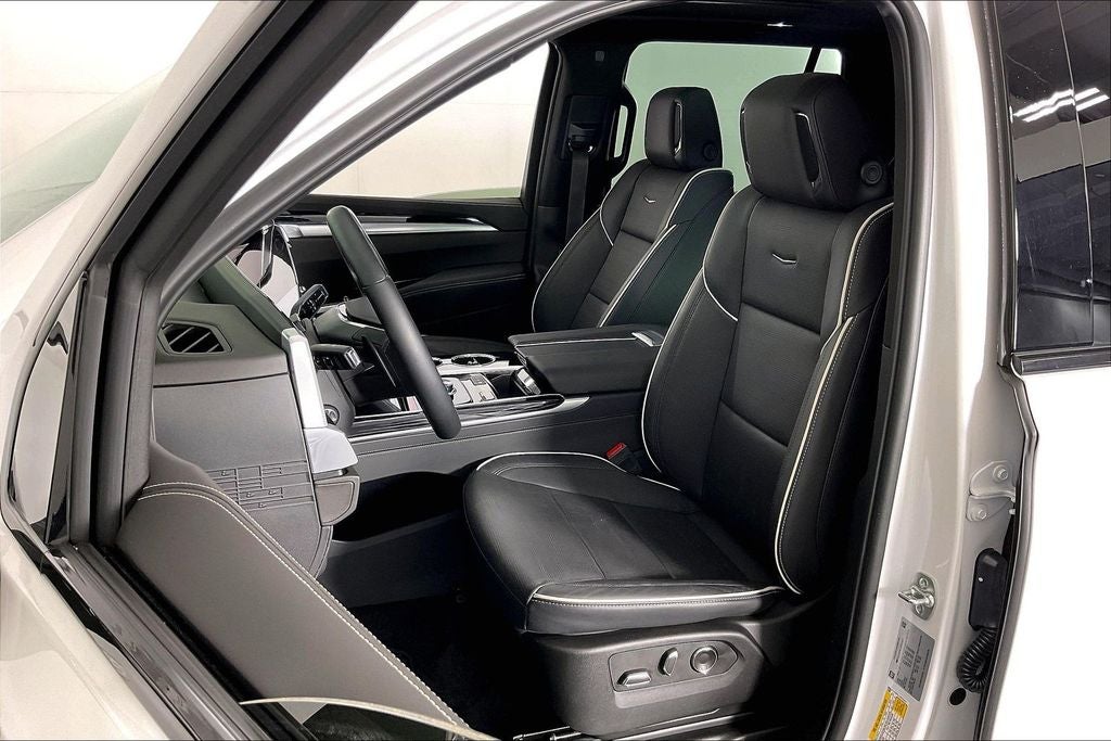 2025 Cadillac Escalade Sport Touring Package