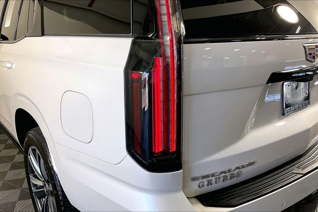 2025 Cadillac Escalade Sport Touring Package