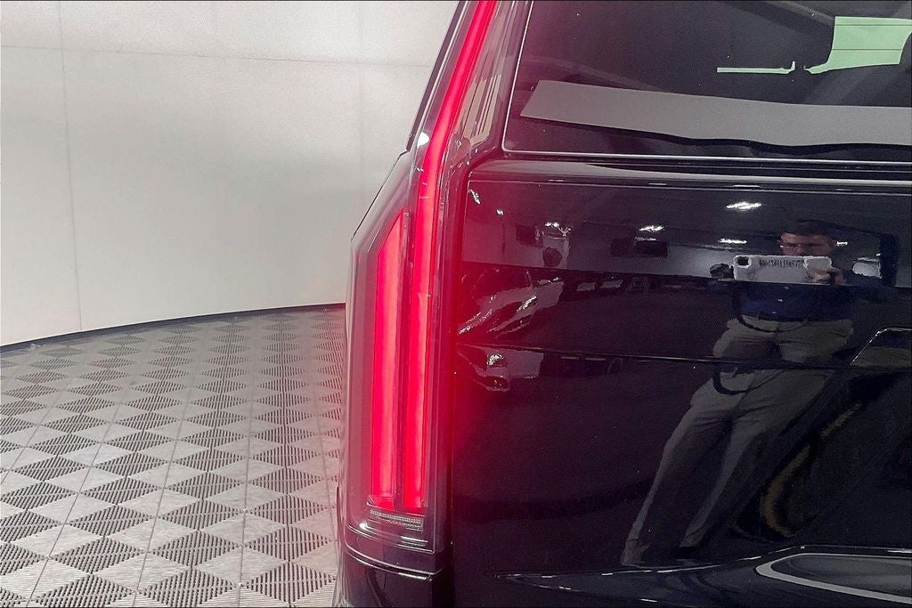 2025 Cadillac Escalade V-Series