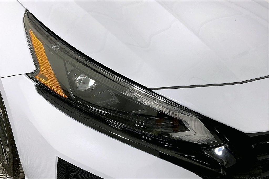 2026 Nissan Altima SR