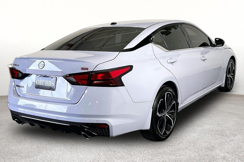 2026 Nissan Altima SR