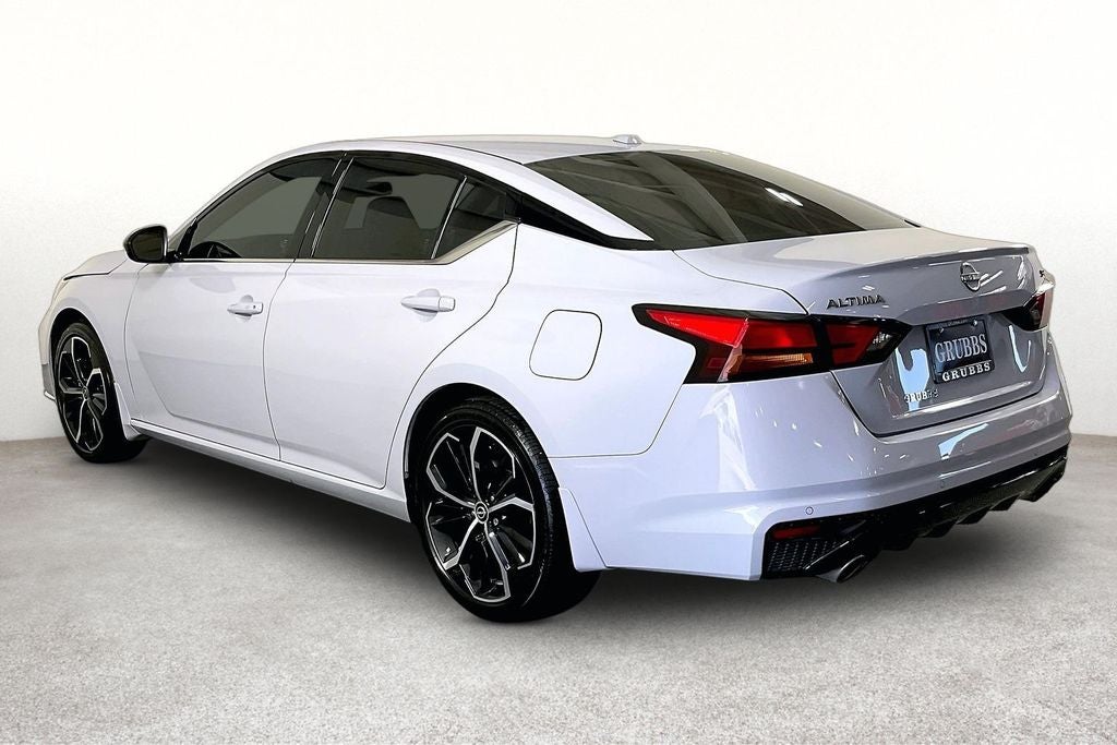 2025 Nissan Altima 2.5 SR